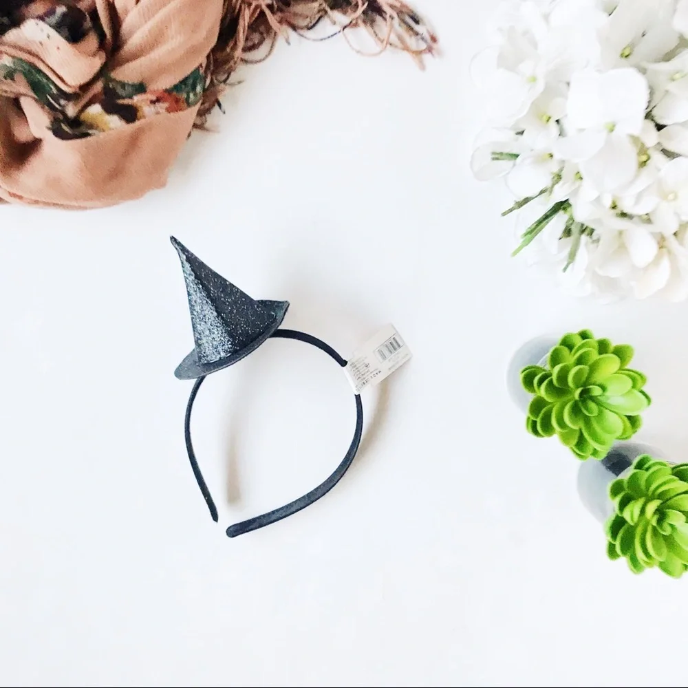3/$20 NWT Novelty children’s Headband Witch Hat